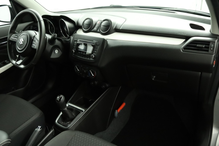 Suzuki Swift - 1.2 Comfort Smart Hybrid 40