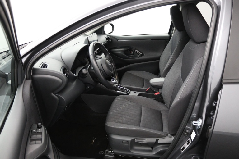 Toyota Yaris - 1.5 Hybrid 115 Dynamic 17