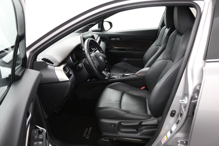 Toyota C-HR - 1.8 Hybrid Bi-Tone 17