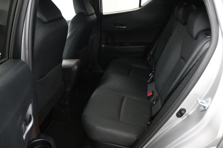 Toyota C-HR - 1.8 Hybrid Bi-Tone 18