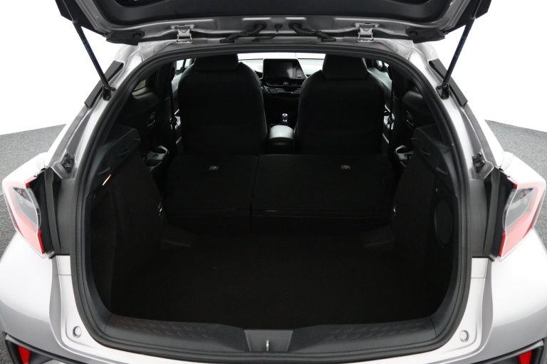 Toyota C-HR - 1.8 Hybrid Bi-Tone 25