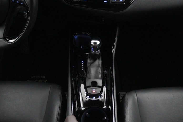 Toyota C-HR - 1.8 Hybrid Bi-Tone 26