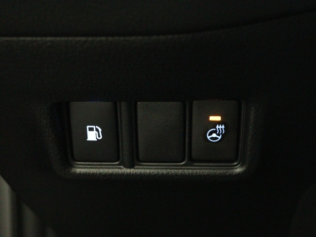 Toyota C-HR - 1.8 Hybrid Bi-Tone