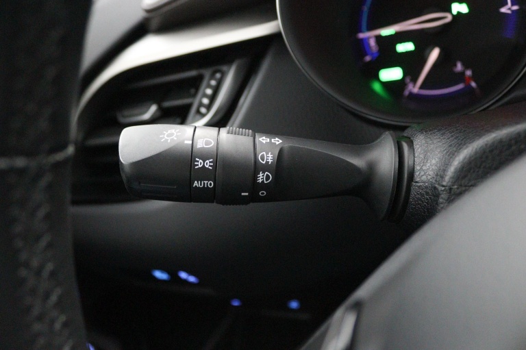 Toyota C-HR - 1.8 Hybrid Bi-Tone 31