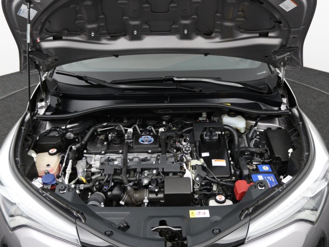 Toyota C-HR - 1.8 Hybrid Bi-Tone