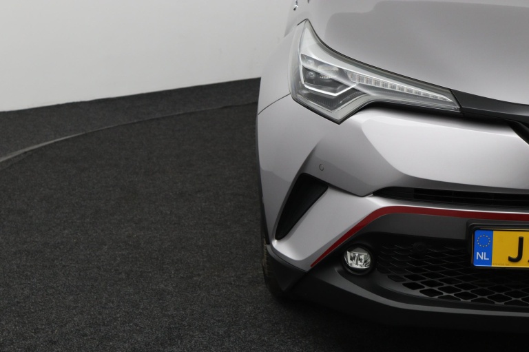 Toyota C-HR - 1.8 Hybrid Bi-Tone 37