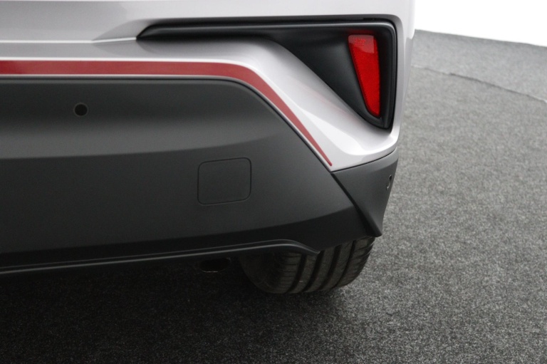 Toyota C-HR - 1.8 Hybrid Bi-Tone 42