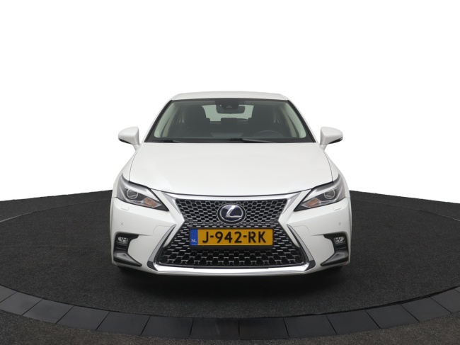 Lexus CT - 200h Ultimate Edition