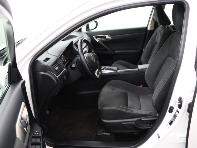Lexus CT - 200h Ultimate Edition
