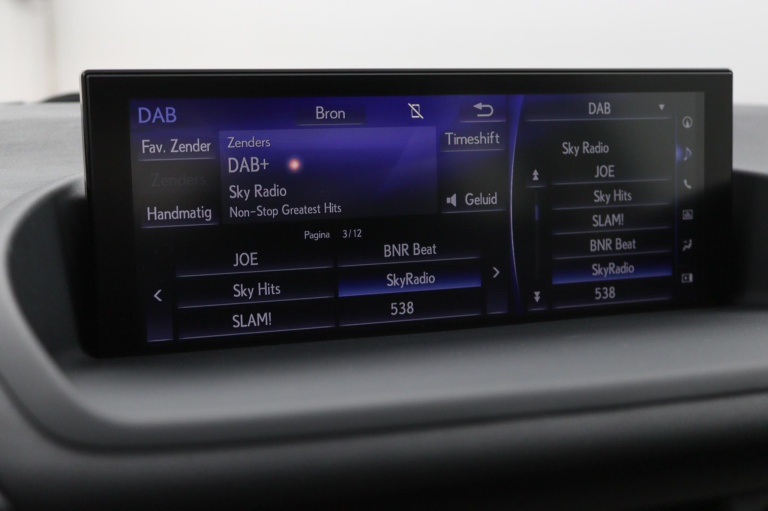 Lexus CT - 200h Ultimate Edition 8