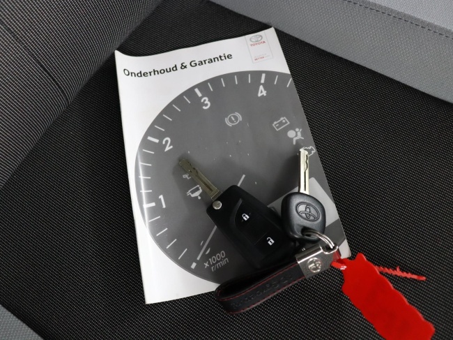 Toyota Aygo - 1.0 VVT-i x-play