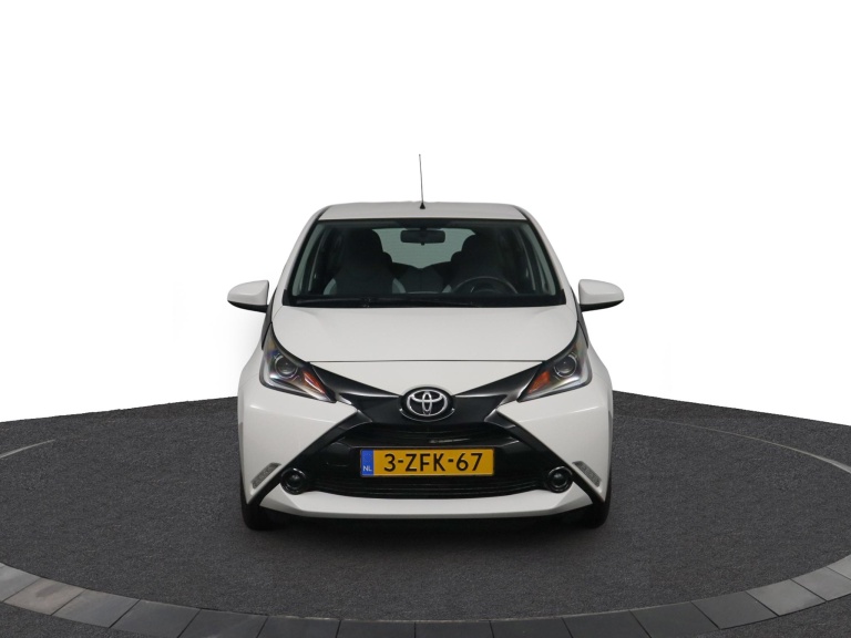 Toyota Aygo - 1.0 VVT-i x-play 16
