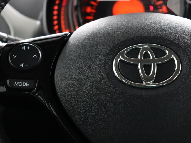 Toyota Aygo - 1.0 VVT-i x-play