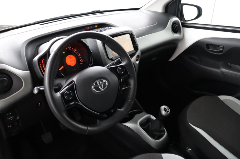 Toyota Aygo - 1.0 VVT-i x-play 47