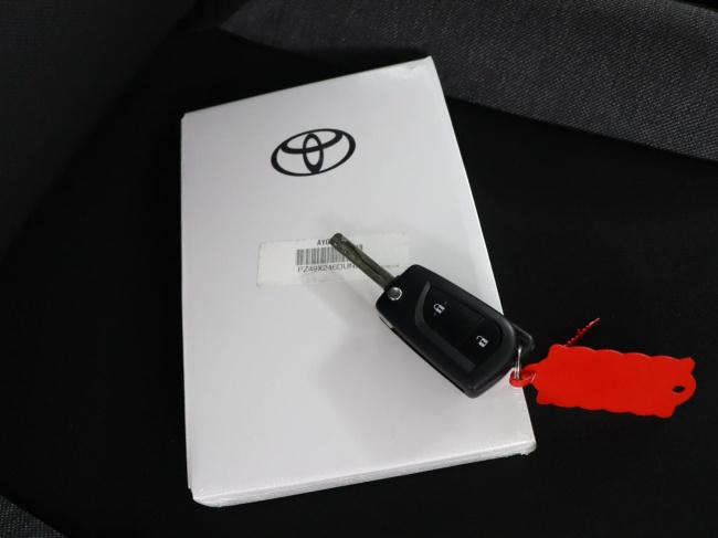 Toyota Aygo X - 1.0 VVT-i MT Play