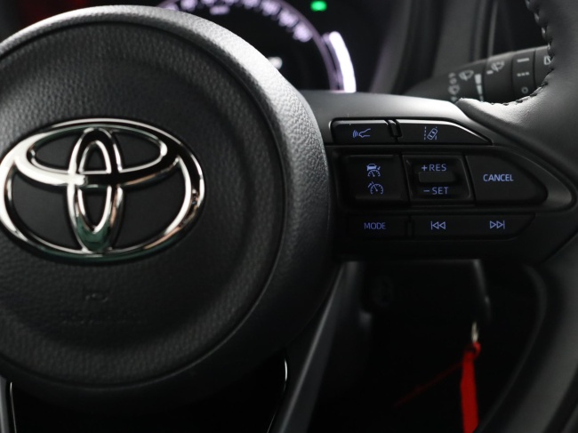 Toyota Aygo X - 1.0 VVT-i MT Play