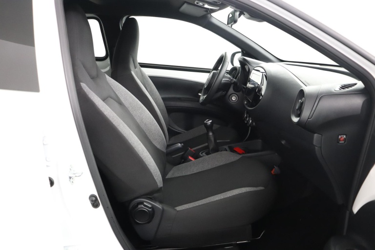 Toyota Aygo X - 1.0 VVT-i MT Play 22
