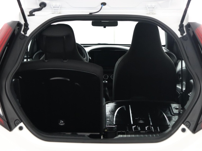 Toyota Aygo X - 1.0 VVT-i MT Play