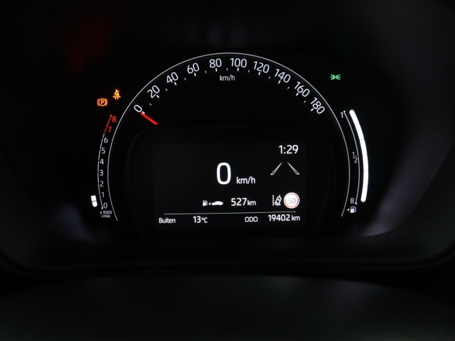 Toyota Aygo X - 1.0 VVT-i MT Play