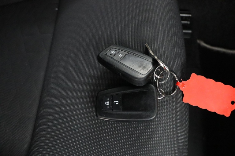 Toyota Corolla Touring Sports - 1.8 Hybrid First Edition 11