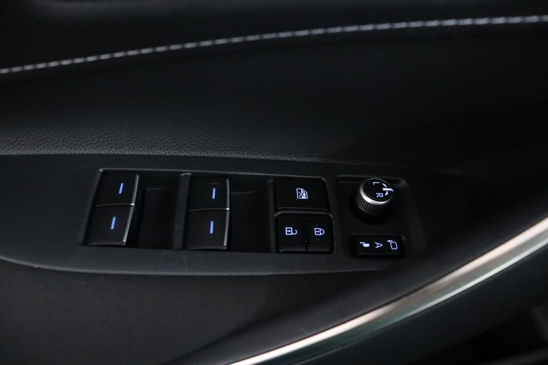 Toyota Corolla Touring Sports - 1.8 Hybrid First Edition 29