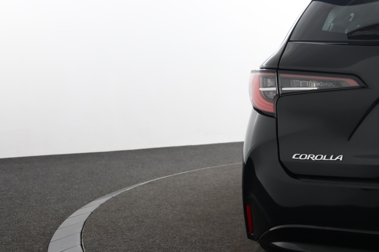 Toyota Corolla Touring Sports - 1.8 Hybrid First Edition 39