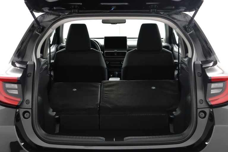 Toyota Yaris - 1.5 Hybrid 115 Dynamic 26