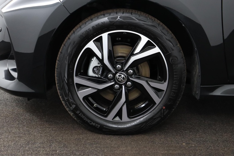 Toyota Yaris - 1.5 Hybrid 115 Dynamic 37