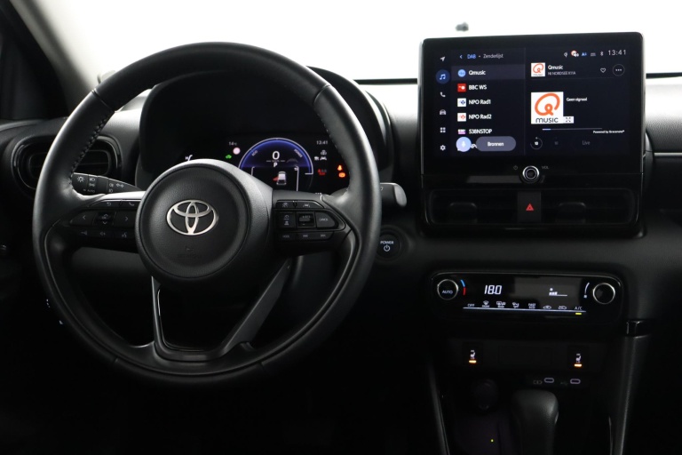 Toyota Yaris - 1.5 Hybrid 115 Dynamic 52