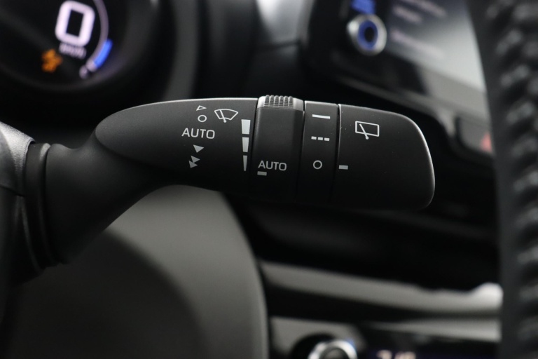 Toyota Yaris Cross - 1.5 Hybrid Active 29