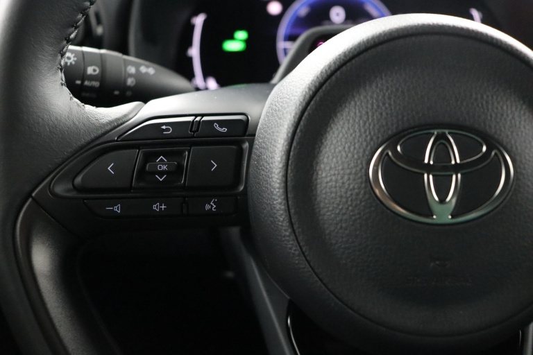 Toyota Yaris Cross - 1.5 Hybrid 130 Dynamic 19