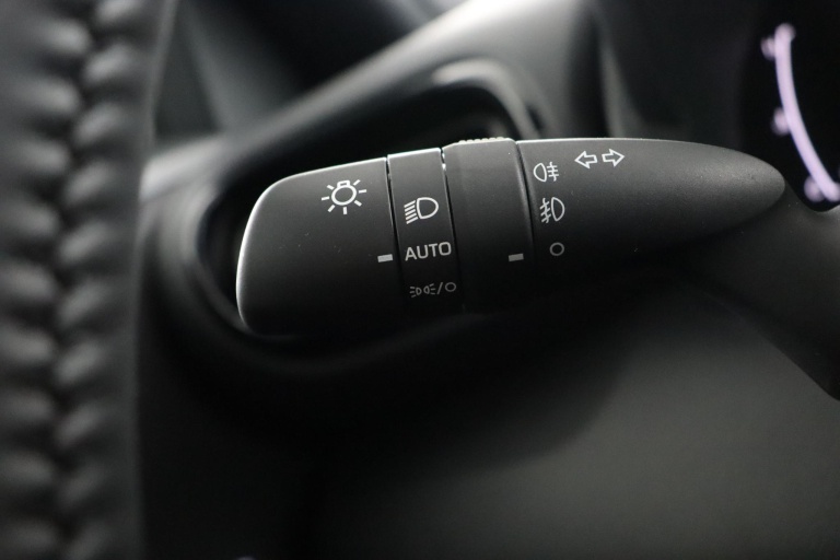 Toyota Yaris Cross - 1.5 Hybrid 130 Dynamic 31