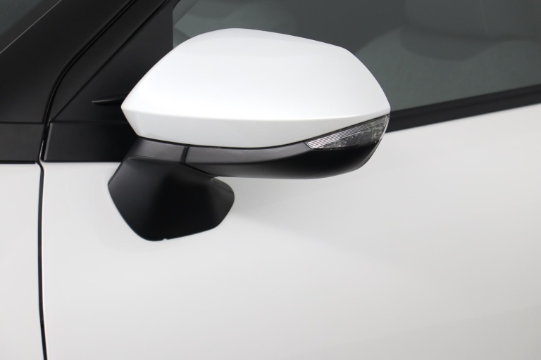 Toyota Yaris Cross - 1.5 Hybrid 130 Dynamic 38