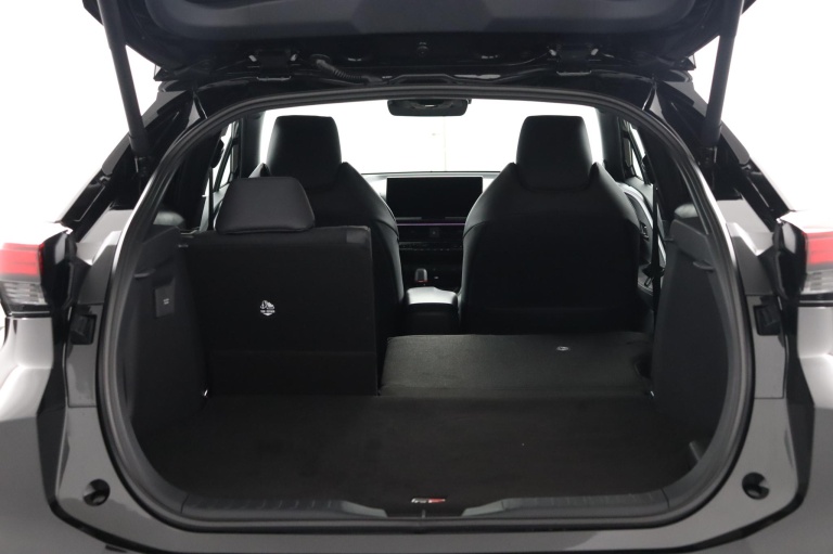 Toyota C-HR - 2.0 Plug-in Hybrid 220 Black Edition 25