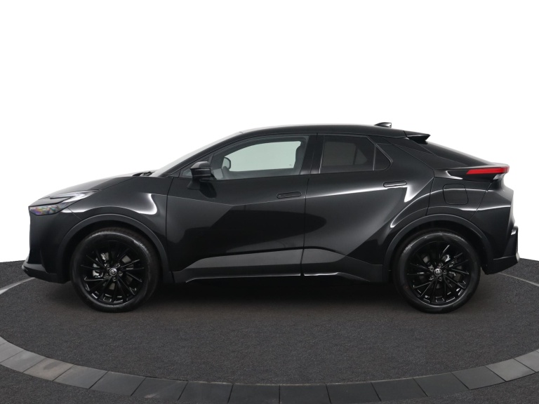 Toyota C-HR - 2.0 Plug-in Hybrid 220 Black Edition 3