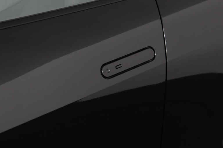 Toyota C-HR - 2.0 Plug-in Hybrid 220 Black Edition 39