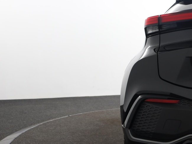 Toyota C-HR - 2.0 Plug-in Hybrid 220 Black Edition