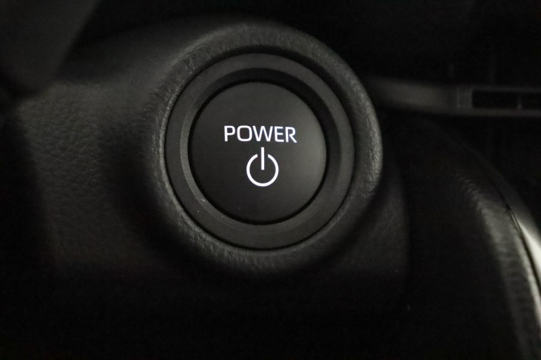 Toyota C-HR - 2.0 Plug-in Hybrid 220 Black Edition 51