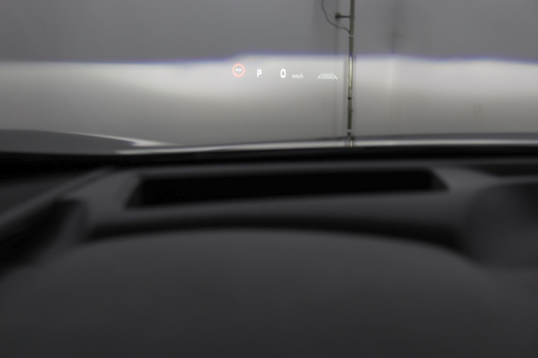 Toyota C-HR - 2.0 Plug-in Hybrid 220 Black Edition 52