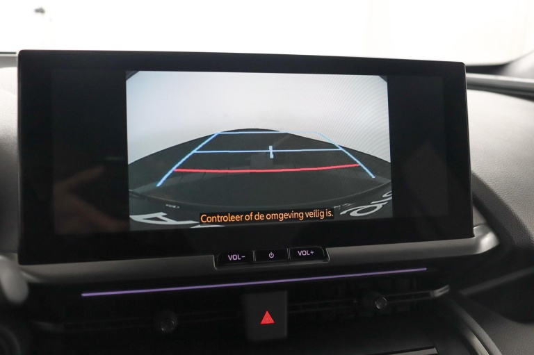 Toyota C-HR - 2.0 Plug-in Hybrid 220 Black Edition 9