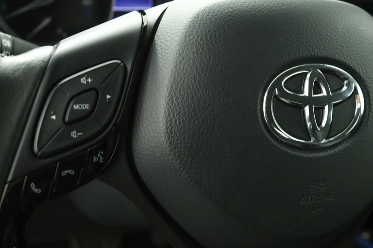 Toyota C-HR - 1.8 Hybrid Dynamic 19