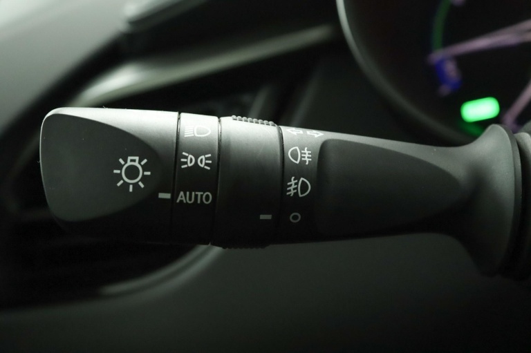 Toyota C-HR - 1.8 Hybrid Dynamic 31