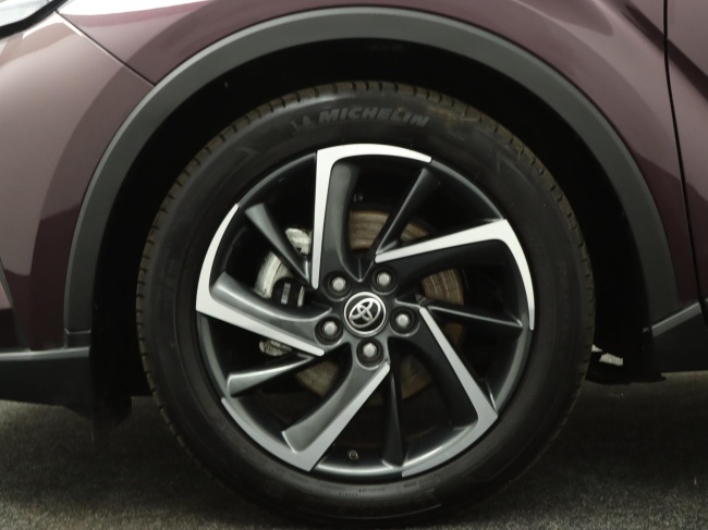 Toyota C-HR - 1.8 Hybrid Dynamic