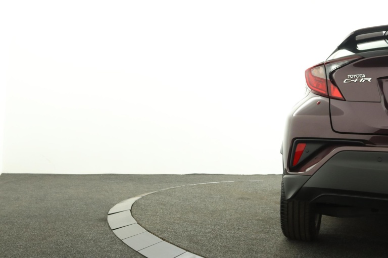 Toyota C-HR - 1.8 Hybrid Dynamic 40
