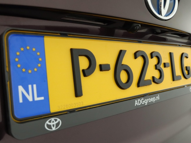 Toyota C-HR - 1.8 Hybrid Dynamic