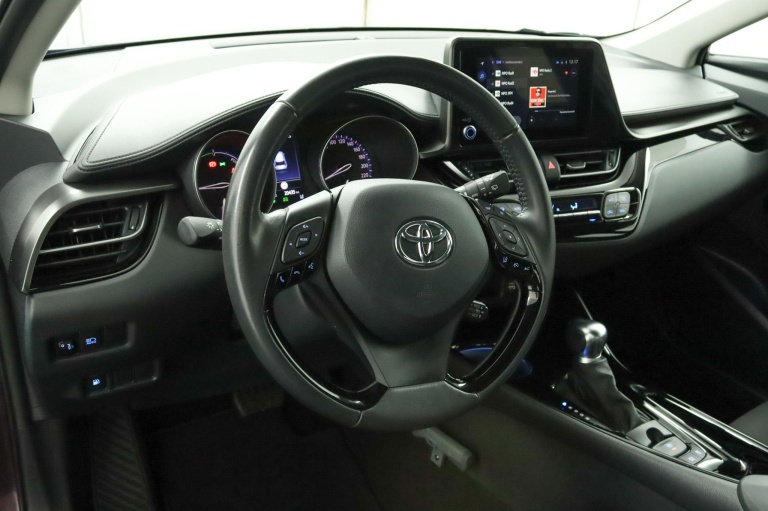 Toyota C-HR - 1.8 Hybrid Dynamic 69