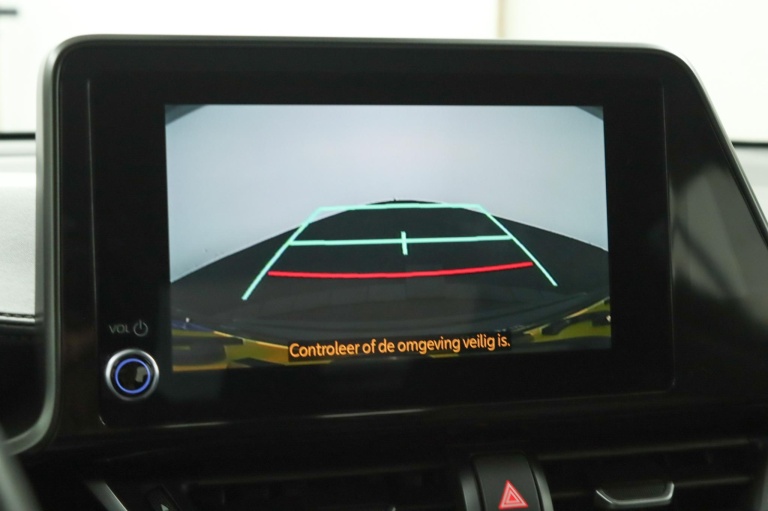 Toyota C-HR - 1.8 Hybrid Dynamic 9