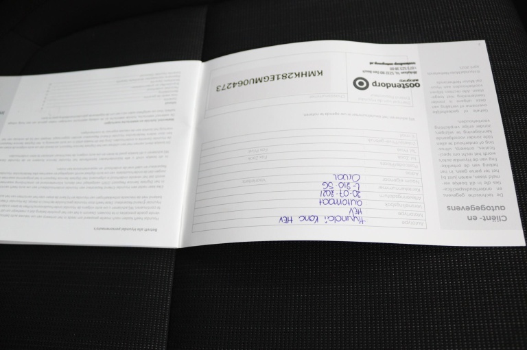 Hyundai Kona - 1.6 GDI HEV Comfort Smart 38