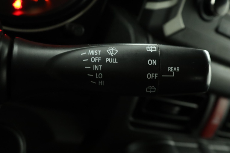 Suzuki Jimny - 1.5 Select 29