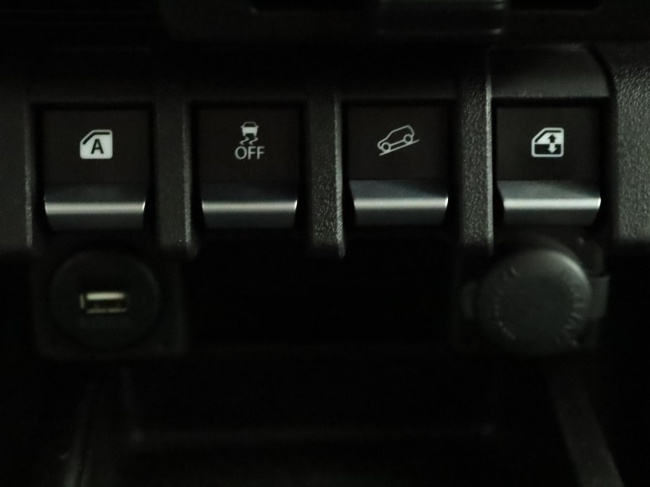 Suzuki Jimny - 1.5 Select